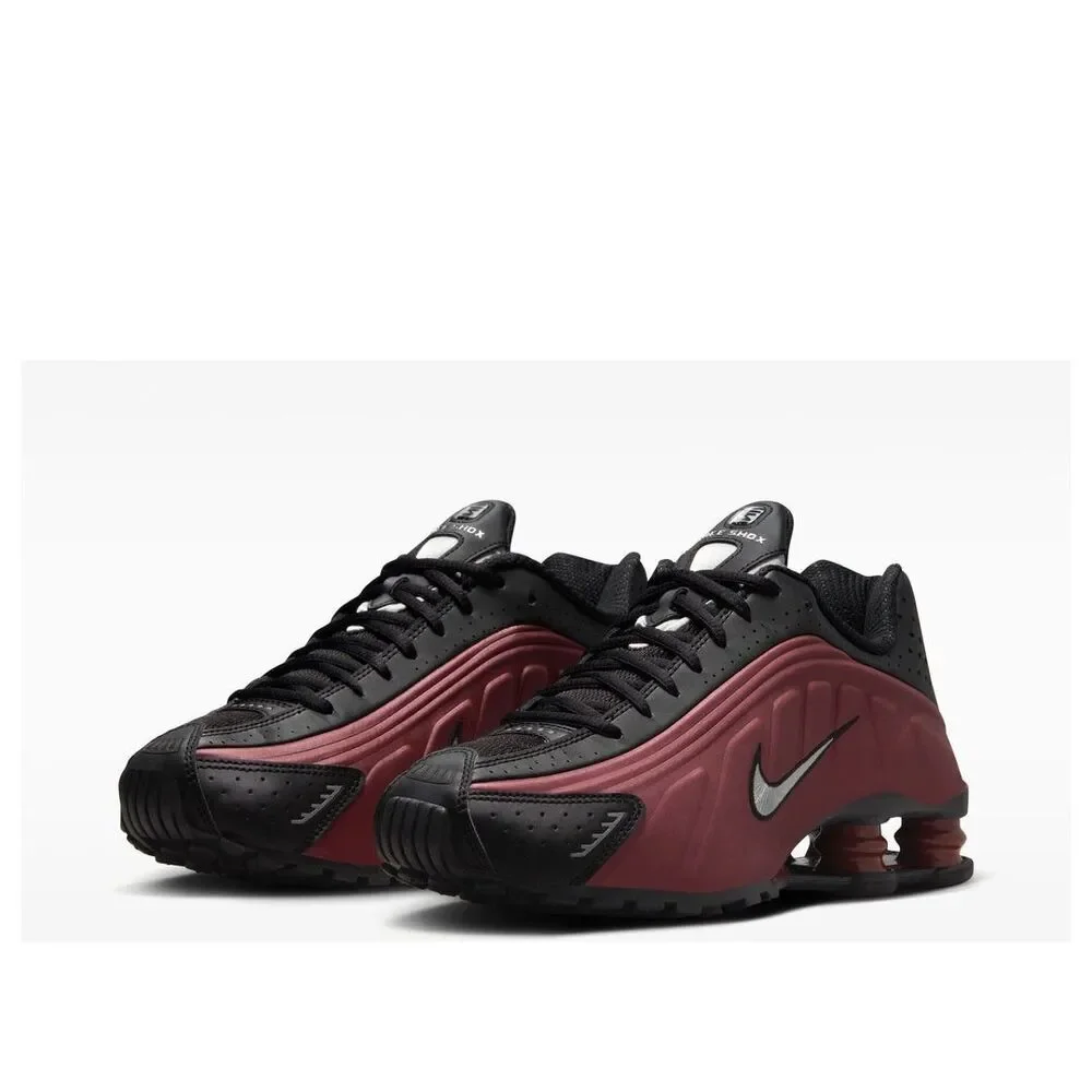 Nike Shox R4 Black Team Red Metallic Silver AR3565-009 Women’s Size 10 Men’s 8.5